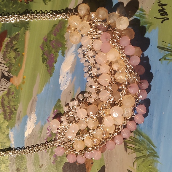 Pink/Clear Necklace - Picture 4 of 5